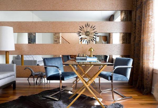 Decorative-wall-in-a-luxe-dining-room